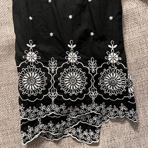 Black scarf with White Floral Embroidered Hem